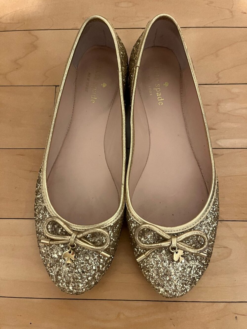 Kate Spade Willa Gold Glitter Ballet Flat Shoes with Spade Charm Size 8.5